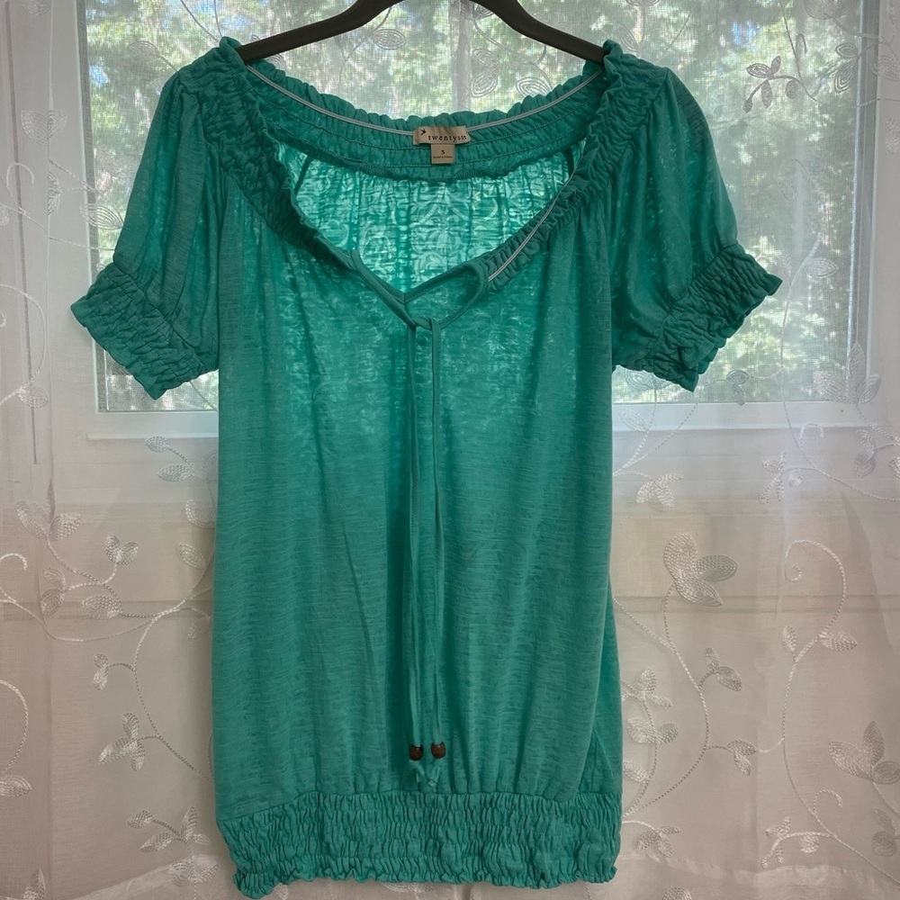 Forever 21 Turquoise Lightweight Knit Top